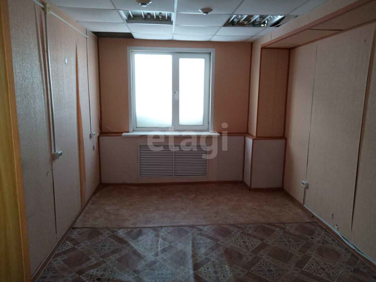 Продажа коммерческой недвижимости, 3780м <sup>2</sup>, Новый Уренгой, Ямало-Ненецкий АО,  Уренгой