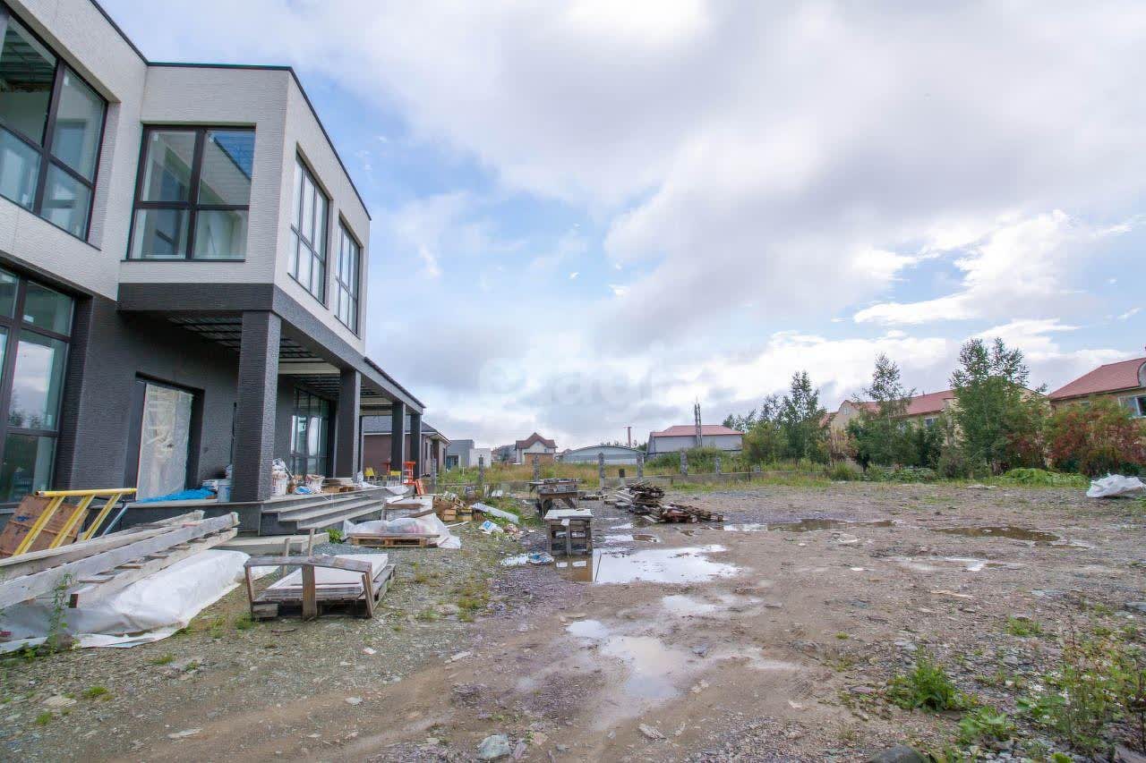 Продажа дома, 260м <sup>2</sup>, 20 сот., Южно-Сахалинск, Сахалинская область,  Южно-Сахалинск