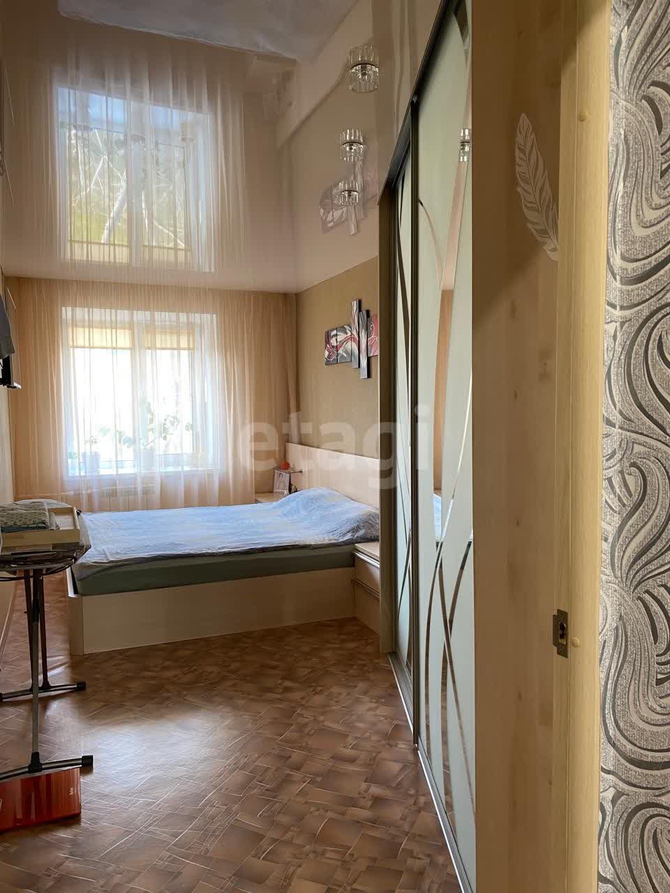 Продажа 2-комнатной квартиры, Комсомольск-на-Амуре, Первостроителей пр-т,  15 к 4