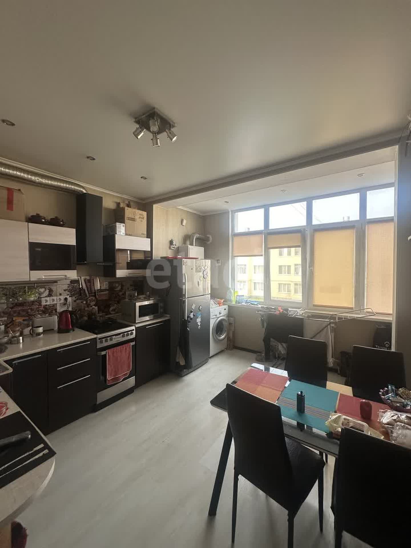 Продажа 2-комнатной квартиры, Южно-Сахалинск, Сахалинская область,  Южно-Сахалинск