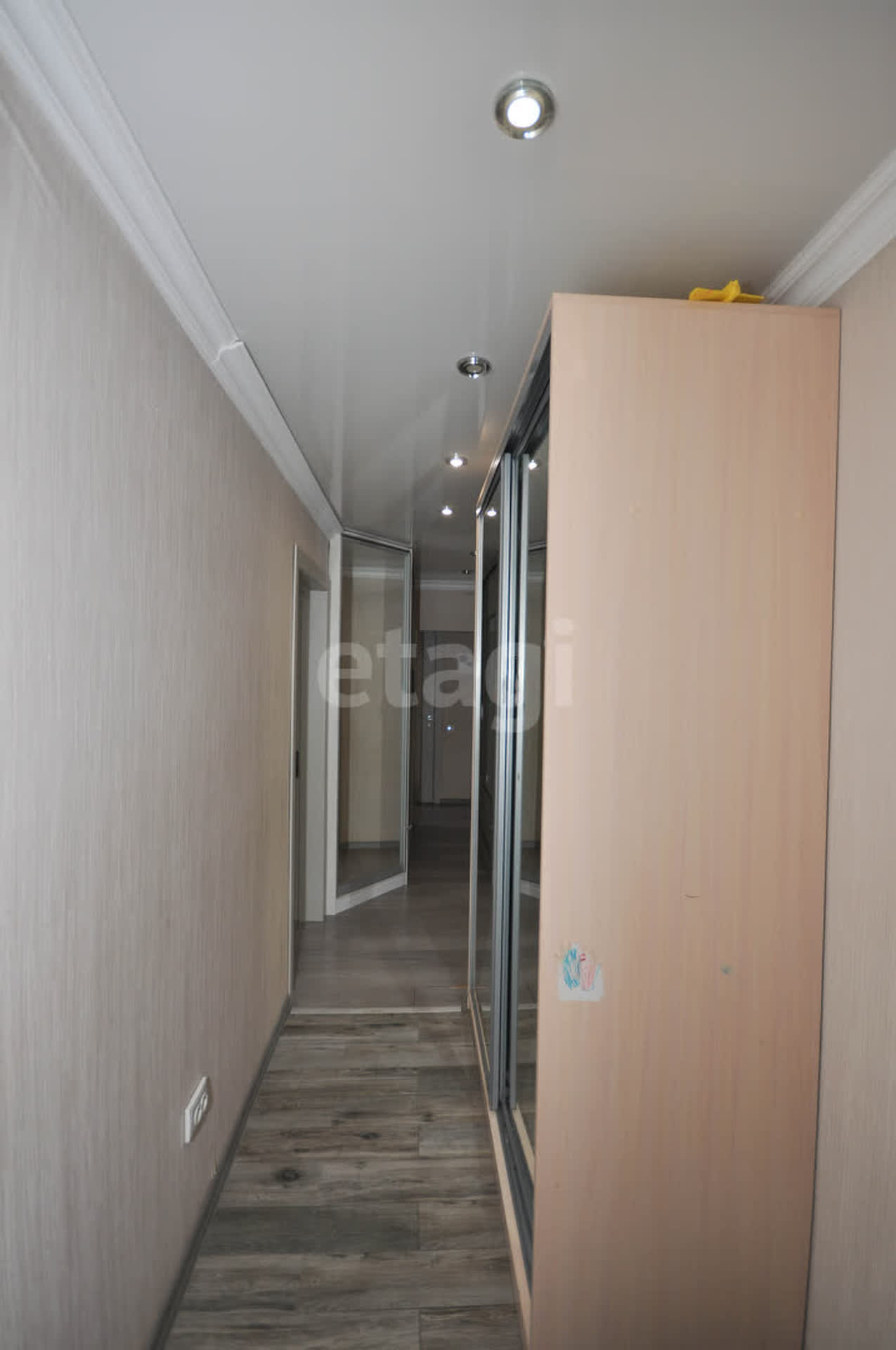 Продажа 4-комнатной квартиры, Южно-Сахалинск, Сахалинская область,  Южно-Сахалинск