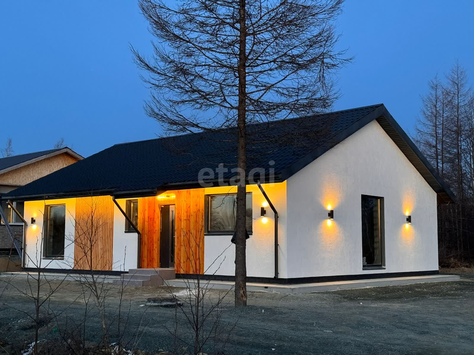 Продажа дома, 105м <sup>2</sup>, 6 сот., Южно-Сахалинск, Сахалинская область,  Южно-Сахалинск