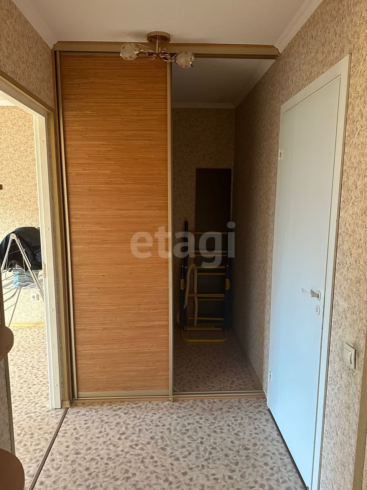 Продажа 2-комнатной квартиры, Южно-Сахалинск, Сахалинская область,  Южно-Сахалинск