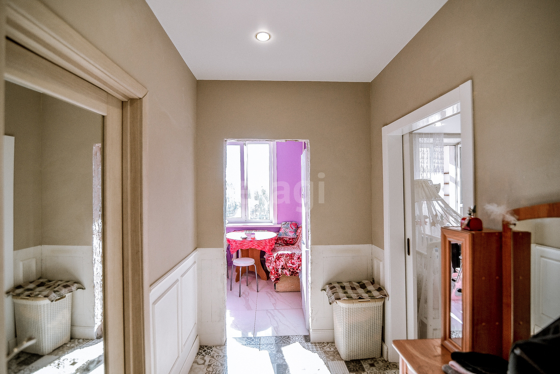 Продажа 2-комнатной квартиры, Южно-Сахалинск, Сахалинская область,  Южно-Сахалинск