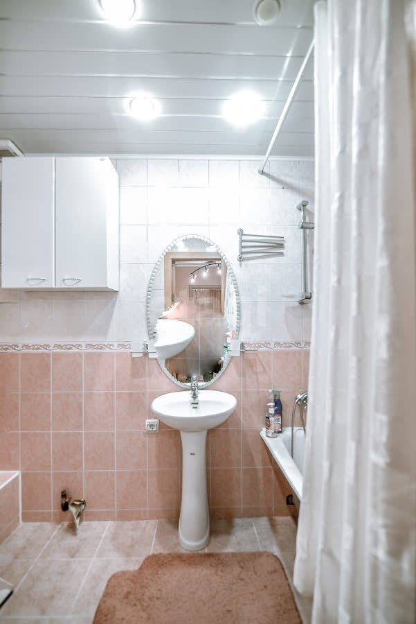 Продажа 3-комнатной квартиры, Южно-Сахалинск, Сахалинская область,  Южно-Сахалинск