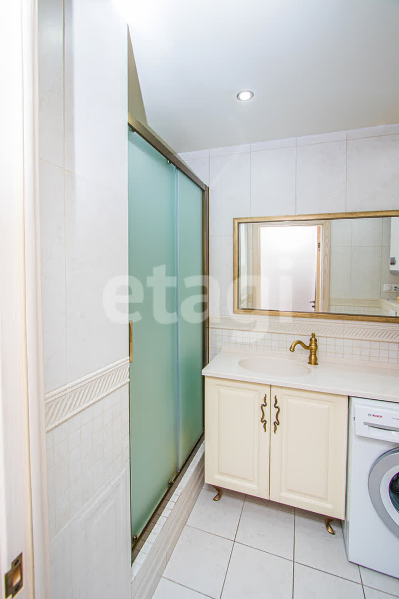 Продажа 3-комнатной квартиры, Улан-Удэ, Республика Бурятия,  Улан-Удэ