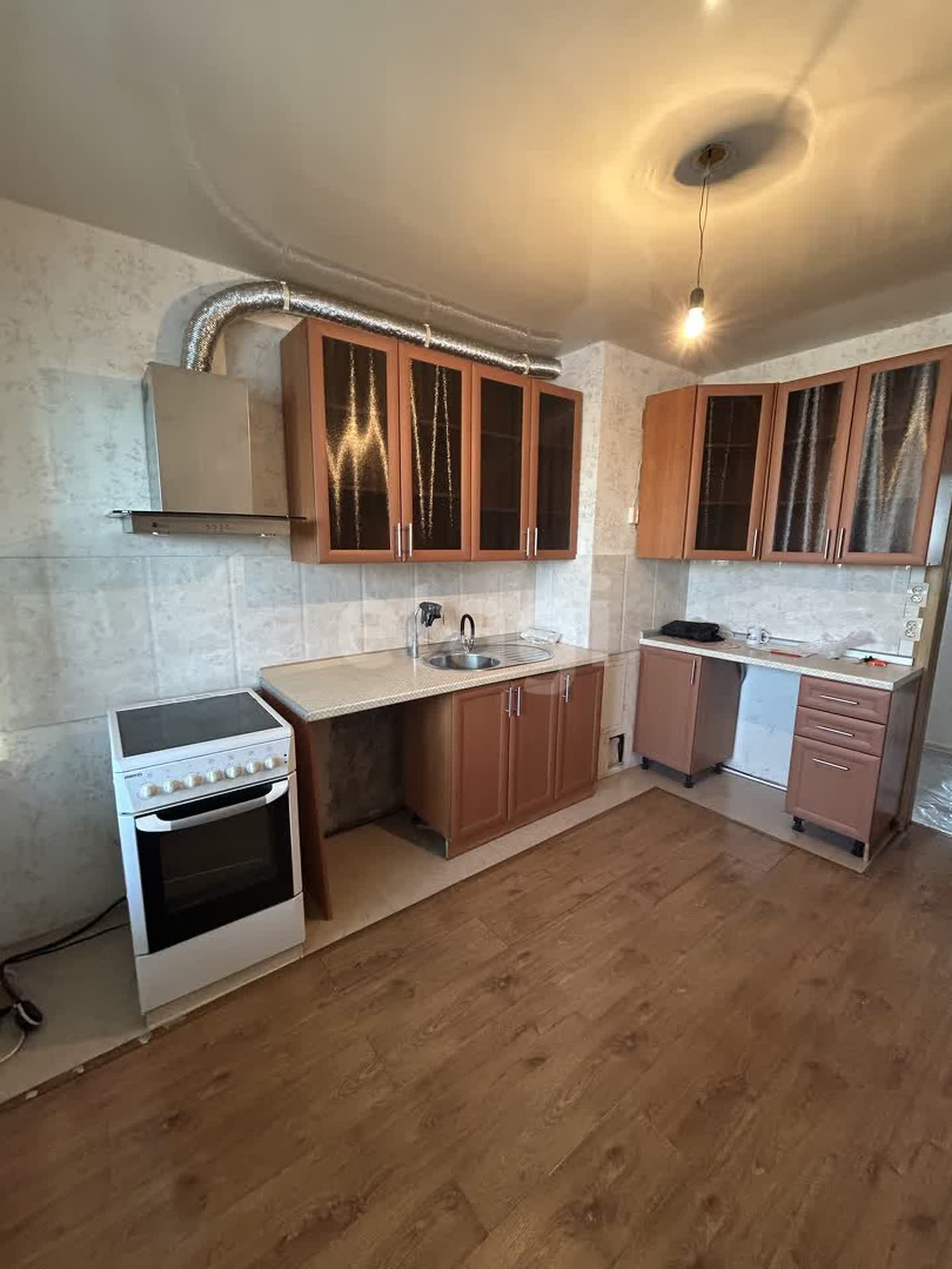 Продажа 3-комнатной квартиры, Южно-Сахалинск, Сахалинская область,  Южно-Сахалинск