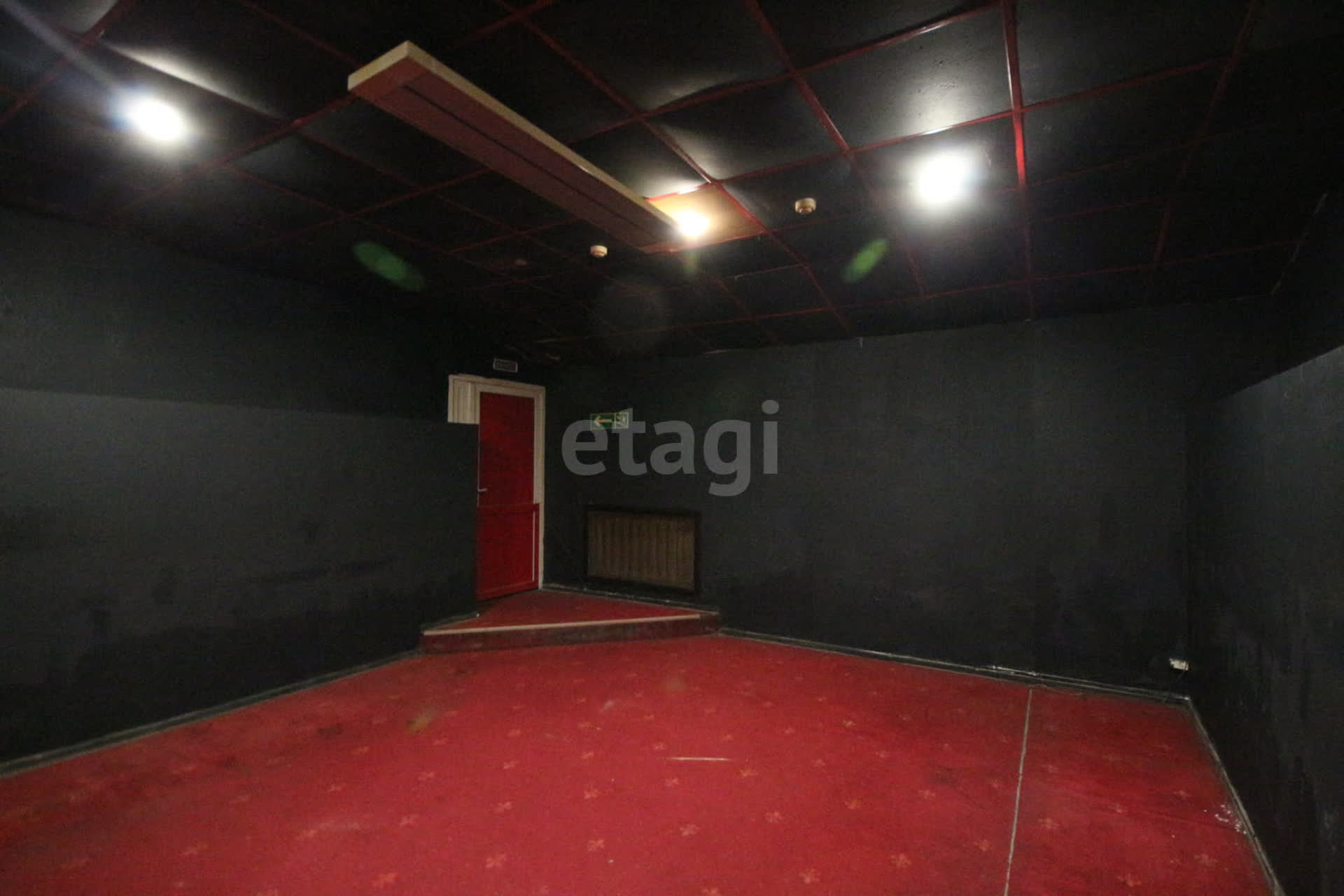 Аренда коммерческой недвижимости, 320м <sup>2</sup>, Новый Уренгой, Ямало-Ненецкий АО,  Новый Уренгой