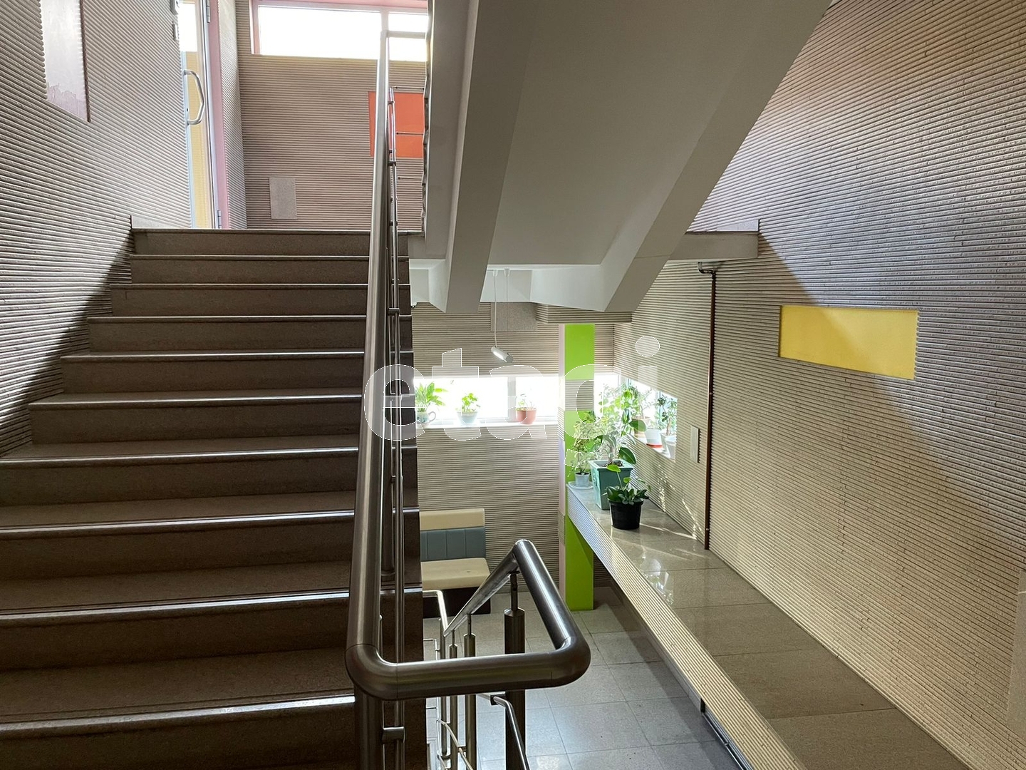 Продажа коммерческой недвижимости, 734м <sup>2</sup>, Южно-Сахалинск, Сахалинская область,  Южно-Сахалинск