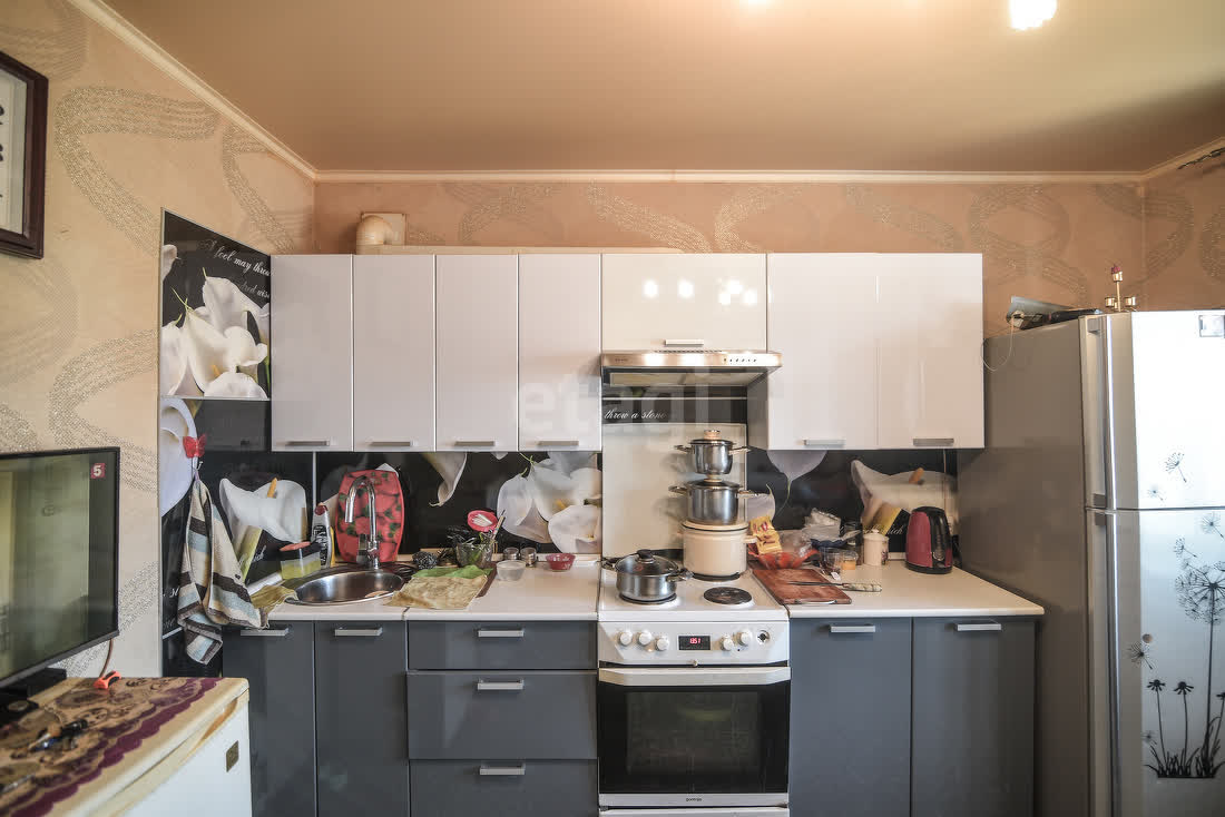 Продажа 3-комнатной квартиры, Южно-Сахалинск, Сахалинская область,  Южно-Сахалинск