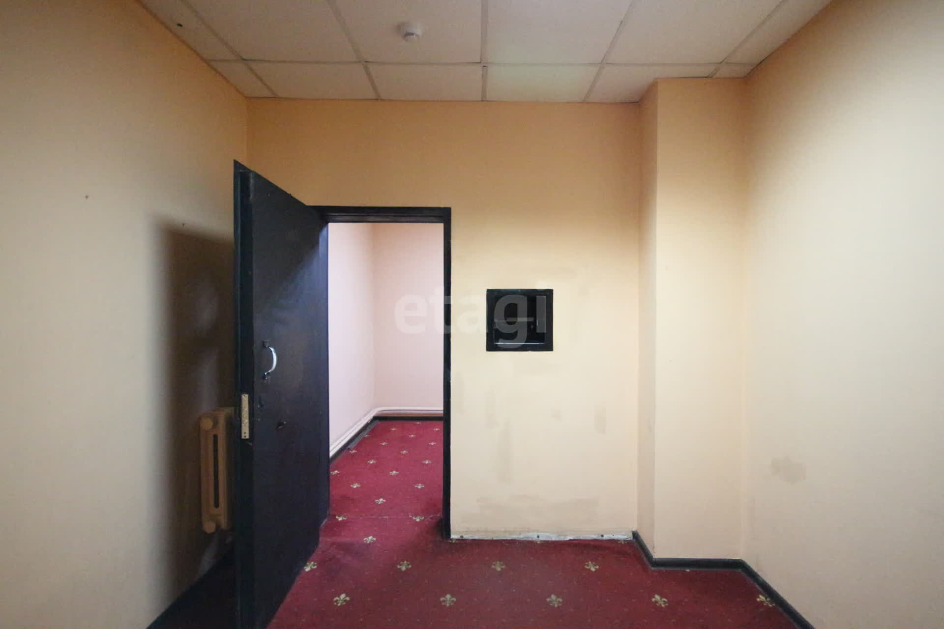 Аренда коммерческой недвижимости, 320м <sup>2</sup>, Новый Уренгой, Ямало-Ненецкий АО,  Новый Уренгой