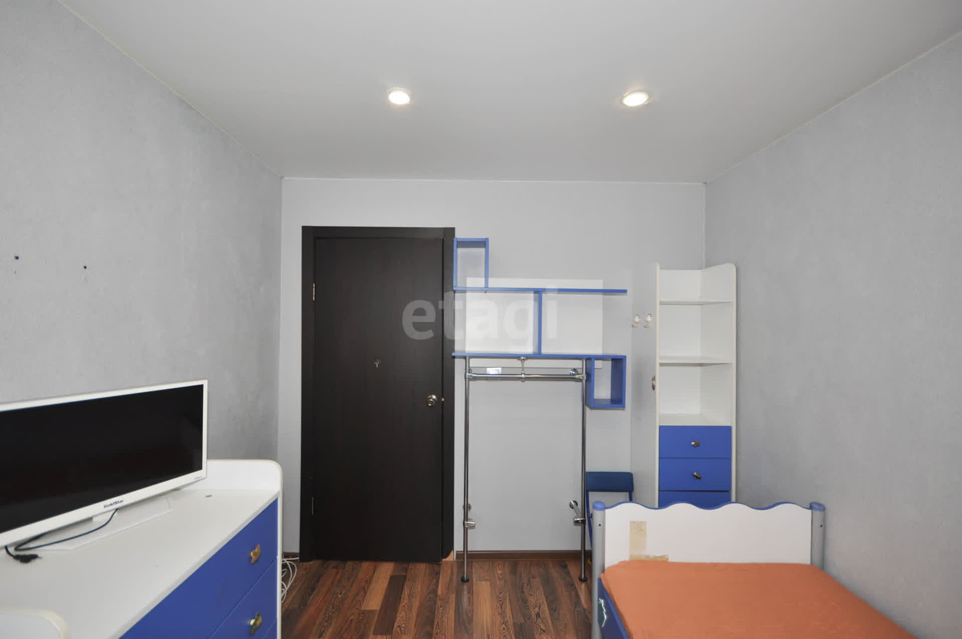 Продажа 2-комнатной квартиры, Южно-Сахалинск, Сахалинская область,  Южно-Сахалинск