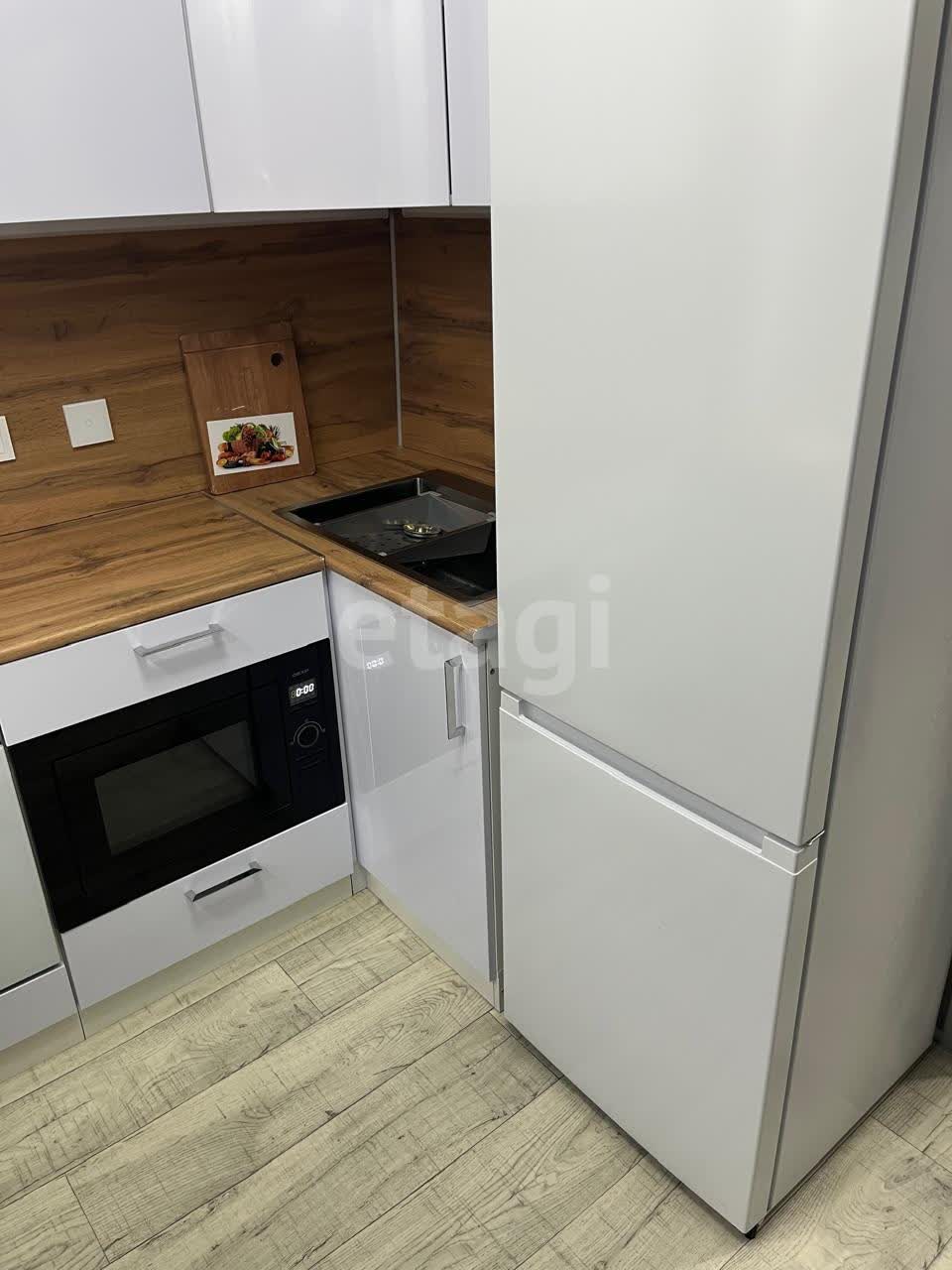 Продажа 2-комнатной квартиры, Южно-Сахалинск, Сахалинская область,  Южно-Сахалинск