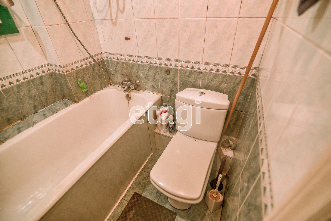 Продажа 2-комнатной квартиры, Южно-Сахалинск, Сахалинская область,  Южно-Сахалинск