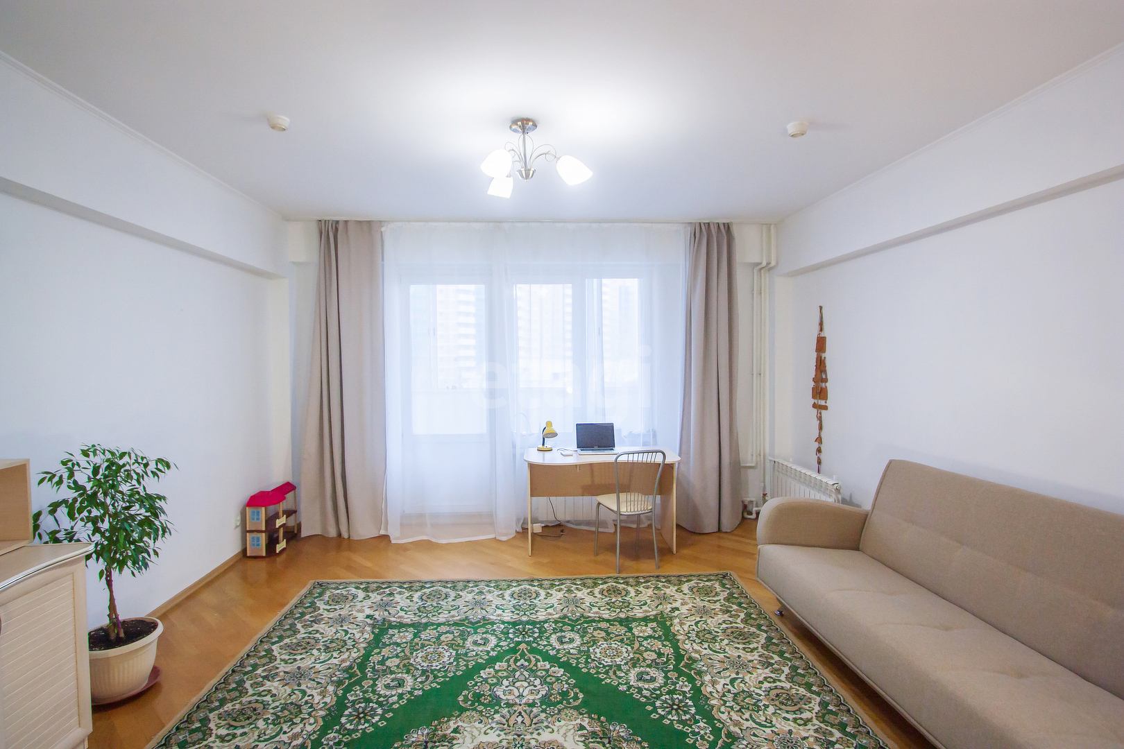 Продажа 4-комнатной квартиры, Улан-Удэ, Республика Бурятия,  Улан-Удэ