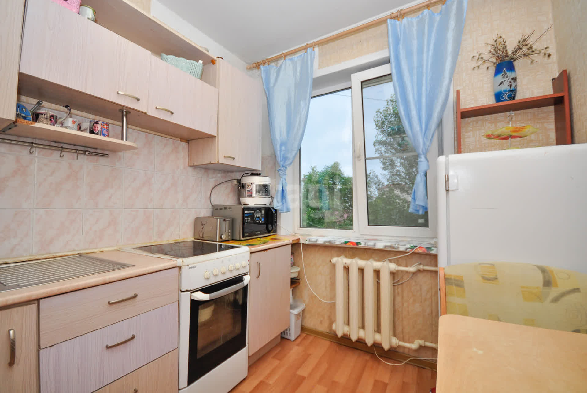 Продажа 2-комнатной квартиры, Южно-Сахалинск, Сахалинская область,  Южно-Сахалинск