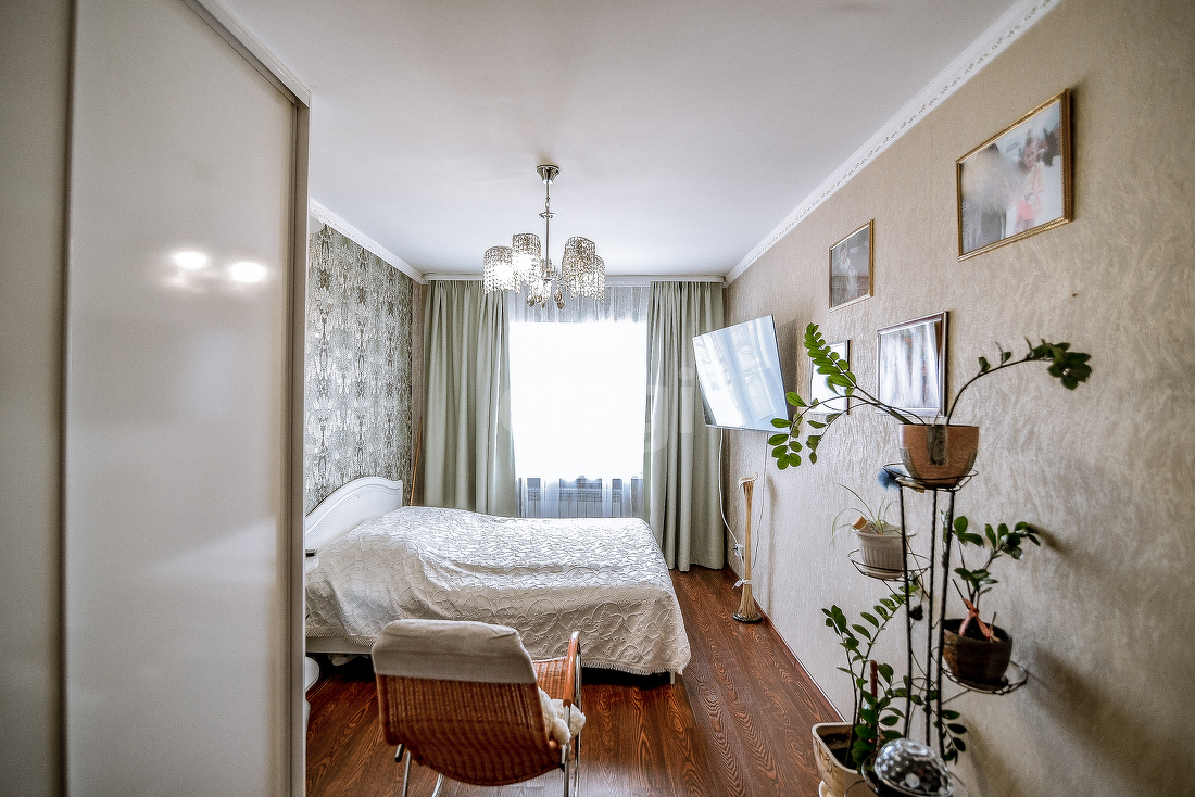 Продажа 2-комнатной квартиры, Южно-Сахалинск, Сахалинская область,  Южно-Сахалинск