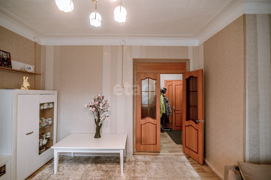 Продажа 2-комнатной квартиры, Южно-Сахалинск, Сахалинская область,  Южно-Сахалинск