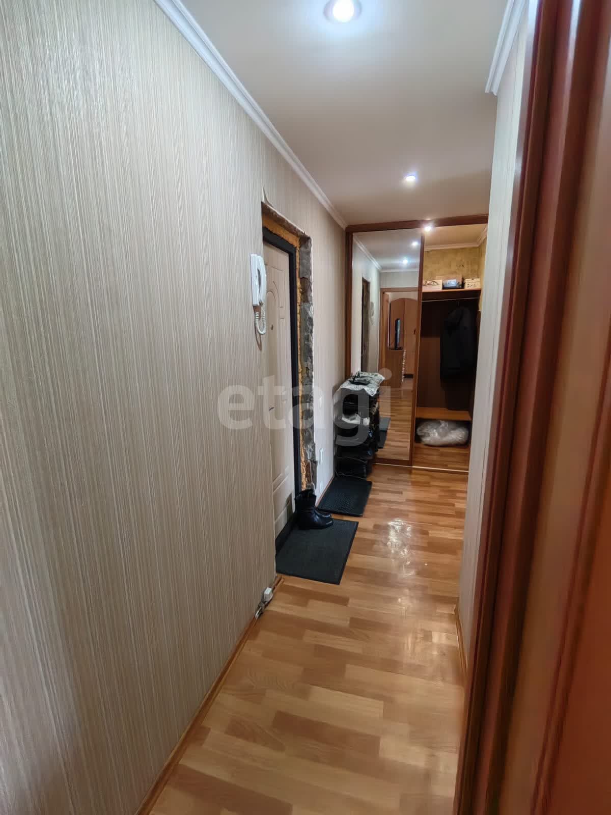 Продажа 2-комнатной квартиры, Южно-Сахалинск, Сахалинская область,  Южно-Сахалинск