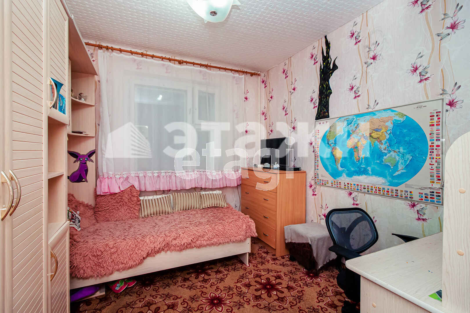 Продажа 4-комнатной квартиры, Ханты-Мансийск, Ханты-Мансийский автономный округ,  Ханты-Мансийск