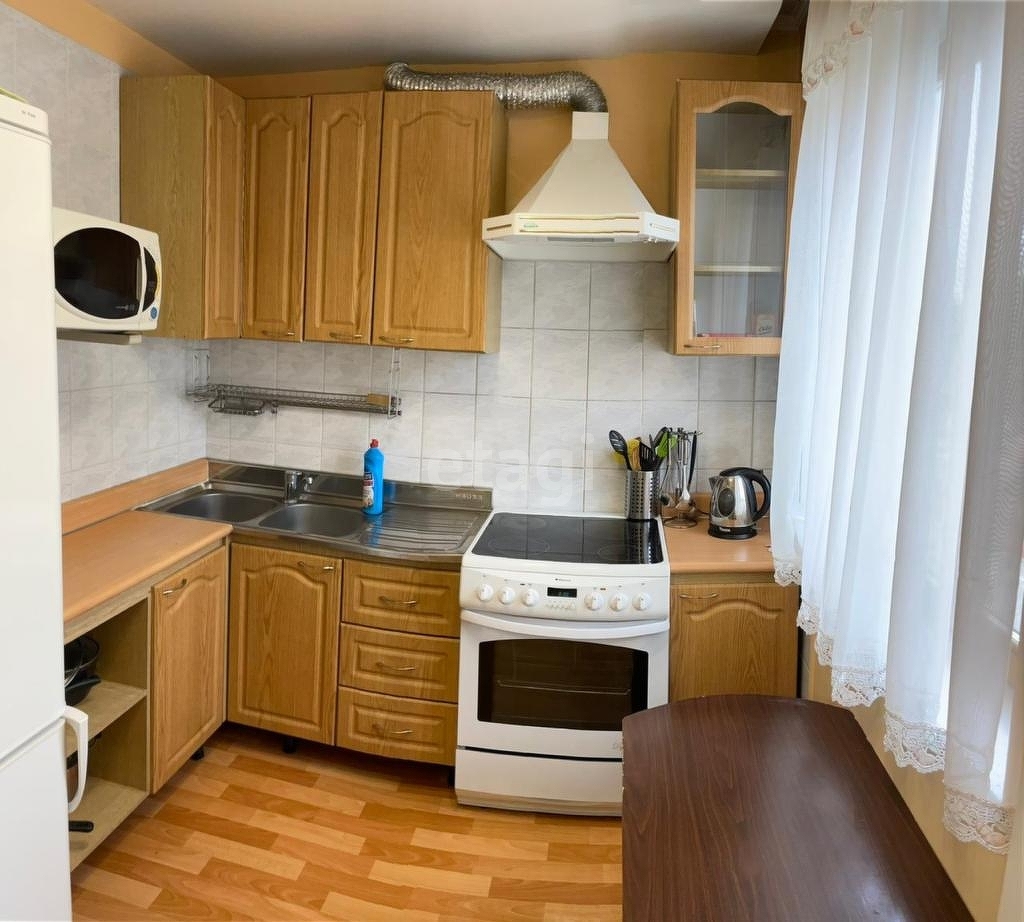 Продажа 3-комнатной квартиры, Южно-Сахалинск, Сахалинская область,  Южно-Сахалинск