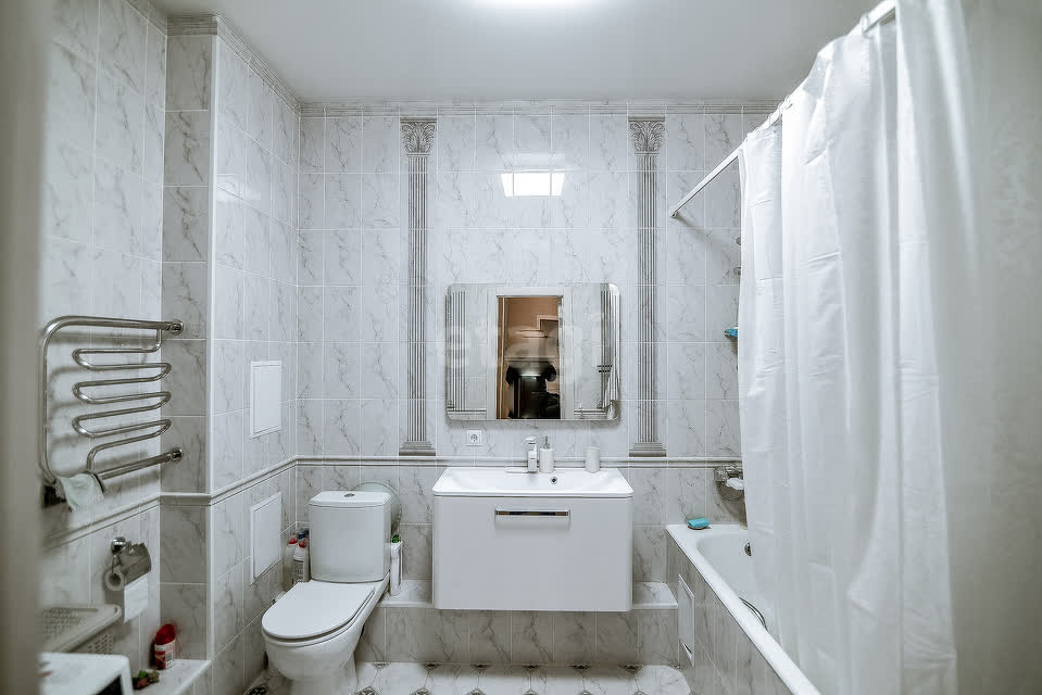 Продажа 2-комнатной квартиры, Южно-Сахалинск, Сахалинская область,  Южно-Сахалинск