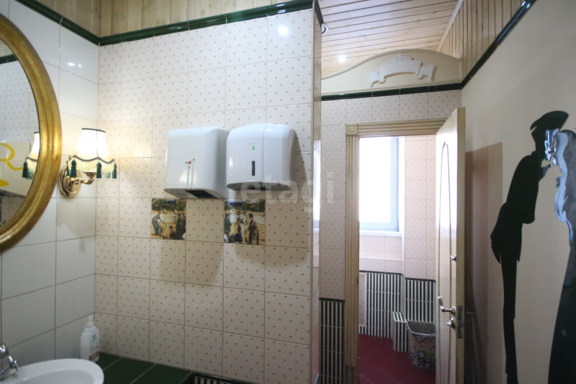 Аренда коммерческой недвижимости, 397м <sup>2</sup>, Новый Уренгой, Ямало-Ненецкий АО,  Новый Уренгой