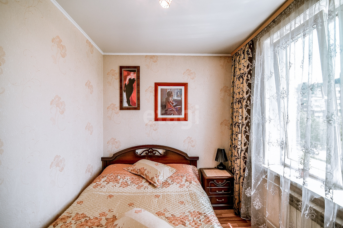 Продажа 2-комнатной квартиры, Южно-Сахалинск, Сахалинская область,  Южно-Сахалинск