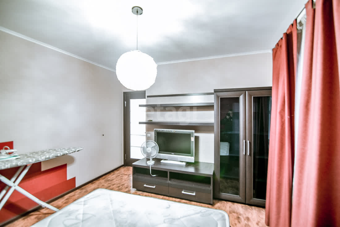 Продажа 2-комнатной квартиры, Южно-Сахалинск, Сахалинская область,  Южно-Сахалинск