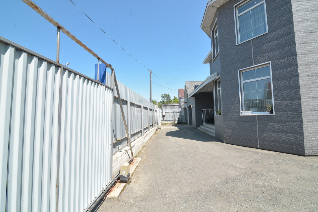 Продажа дома, 330м <sup>2</sup>, 10 сот., Южно-Сахалинск, Сахалинская область,  