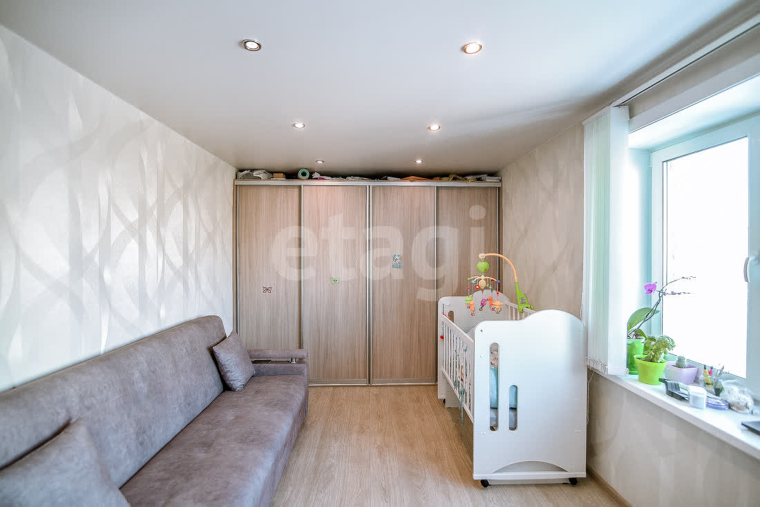 Продажа 2-комнатной квартиры, Южно-Сахалинск, Сахалинская область,  Южно-Сахалинск