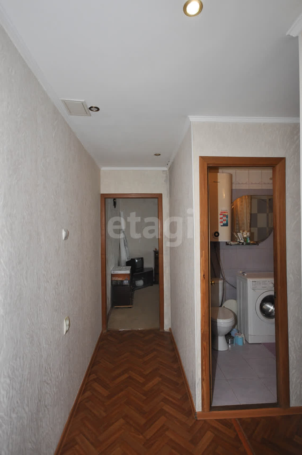 Продажа 4-комнатной квартиры, Южно-Сахалинск, Сахалинская область,  Южно-Сахалинск