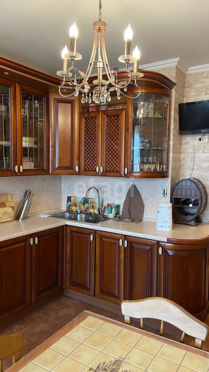 Продажа 3-комнатной квартиры, Южно-Сахалинск, Сахалинская область,  Южно-Сахалинск