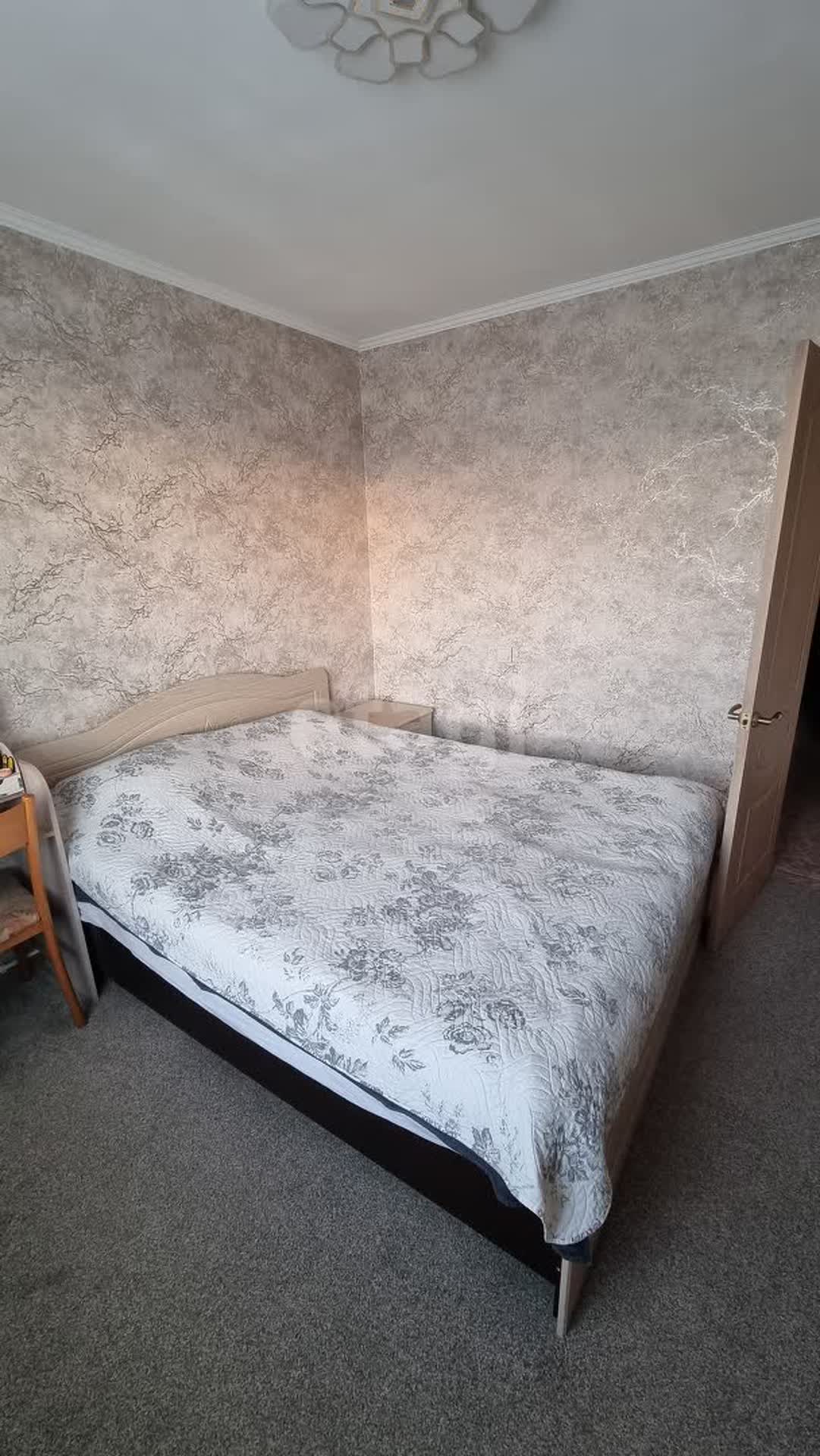 Продажа 2-комнатной квартиры, Южно-Сахалинск, Сахалинская область,  Южно-Сахалинск