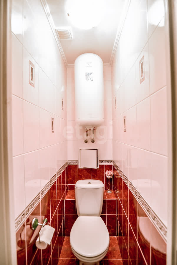 Продажа 4-комнатной квартиры, Южно-Сахалинск, Сахалинская область,  Южно-Сахалинск