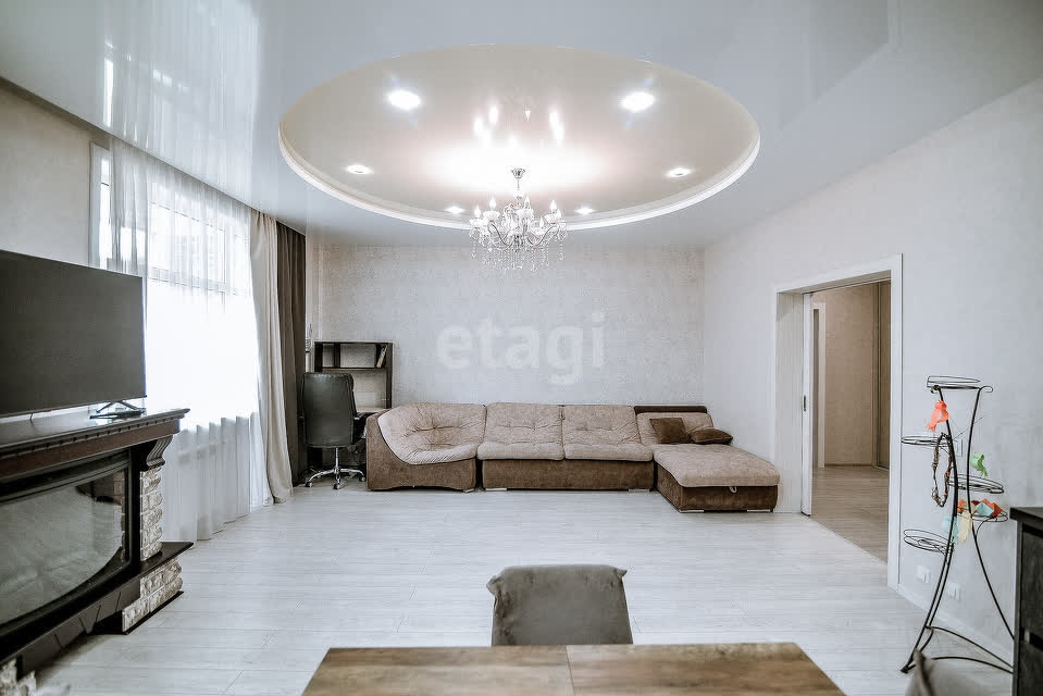 Продажа 2-комнатной квартиры, Южно-Сахалинск, Сахалинская область,  Южно-Сахалинск