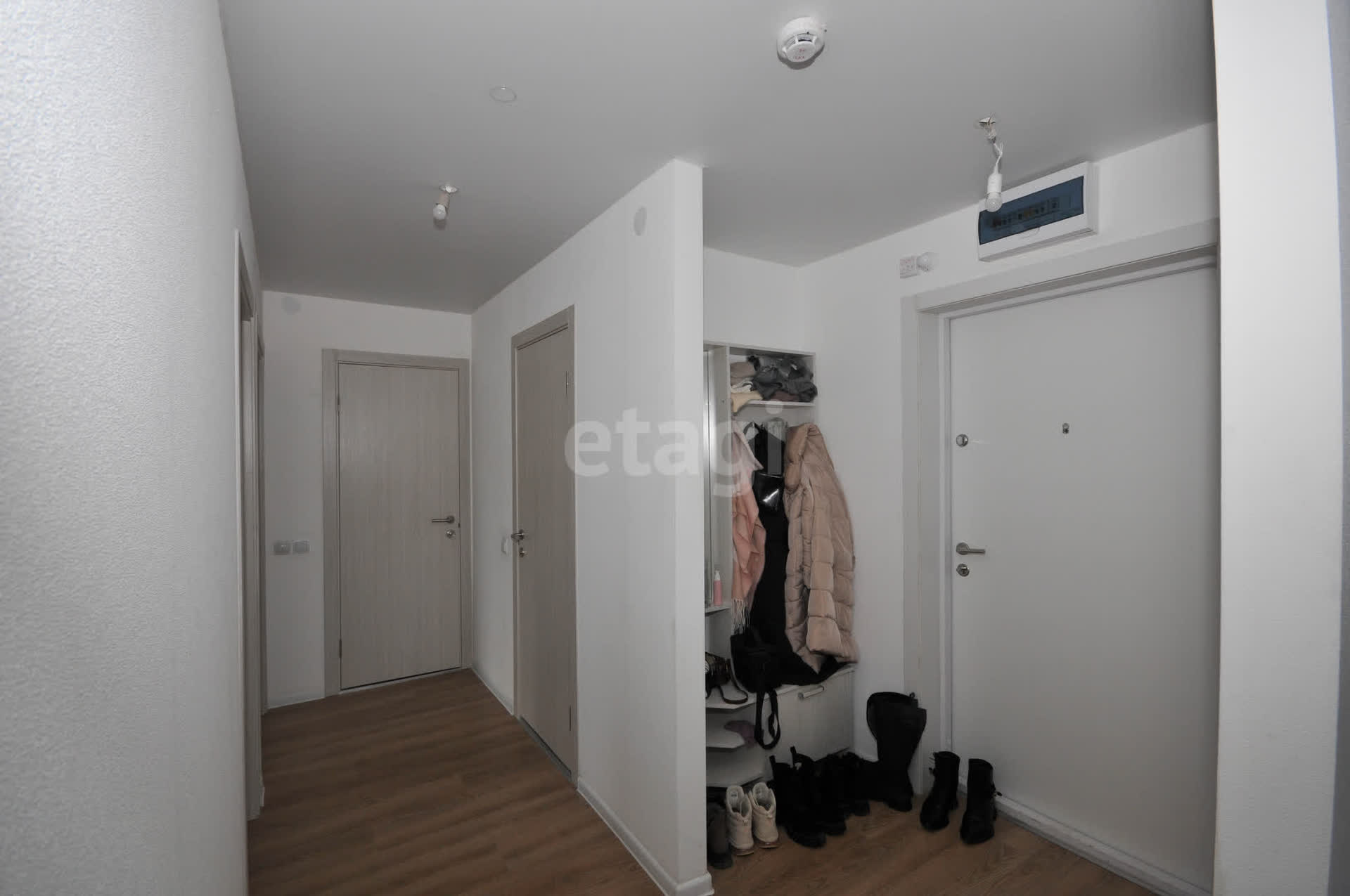 Продажа 2-комнатной квартиры, Южно-Сахалинск, Сахалинская область,  Южно-Сахалинск