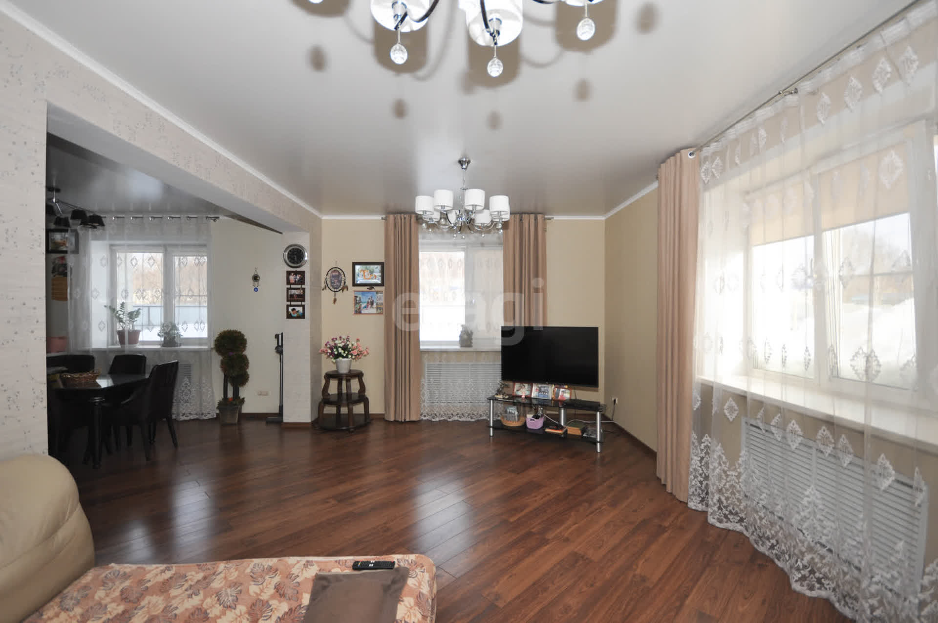 Продажа дома, 242м <sup>2</sup>, 10 сот., Южно-Сахалинск, Сахалинская область,  