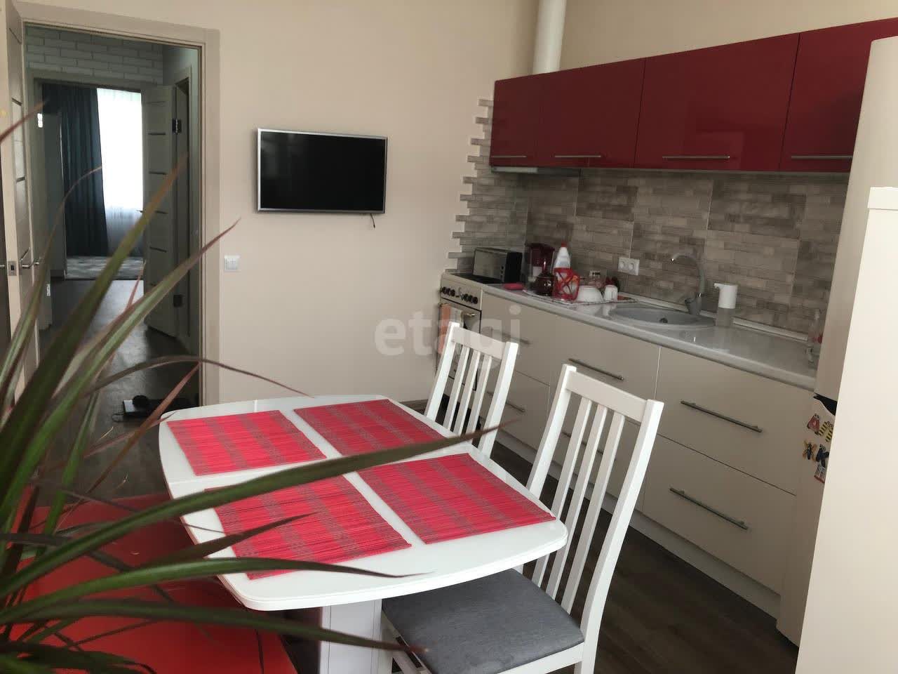 Продажа 2-комнатной квартиры, Южно-Сахалинск, Сахалинская область,  Южно-Сахалинск