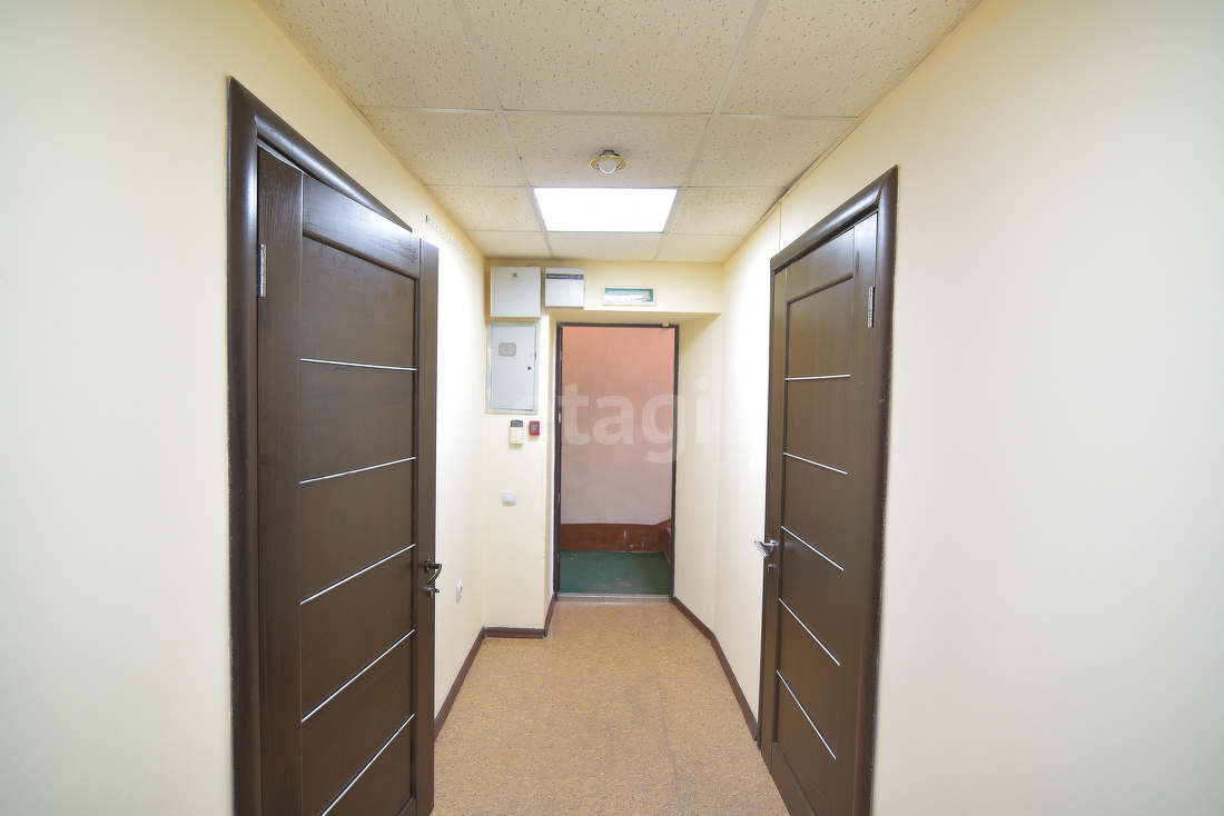 Продажа коммерческой недвижимости, 80м <sup>2</sup>, Южно-Сахалинск, Сахалинская область,  Южно-Сахалинск