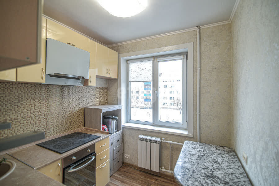 Продажа 4-комнатной квартиры, Южно-Сахалинск, Сахалинская область,  Южно-Сахалинск