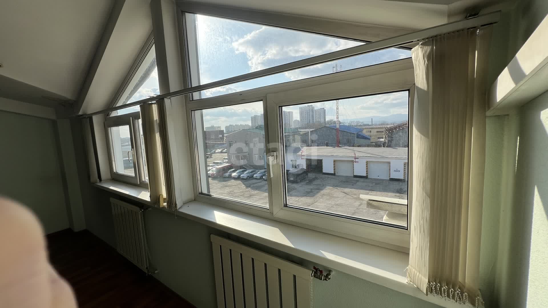 Аренда коммерческой недвижимости, 18м <sup>2</sup>, Южно-Сахалинск, Сахалинская область,  Южно-Сахалинск