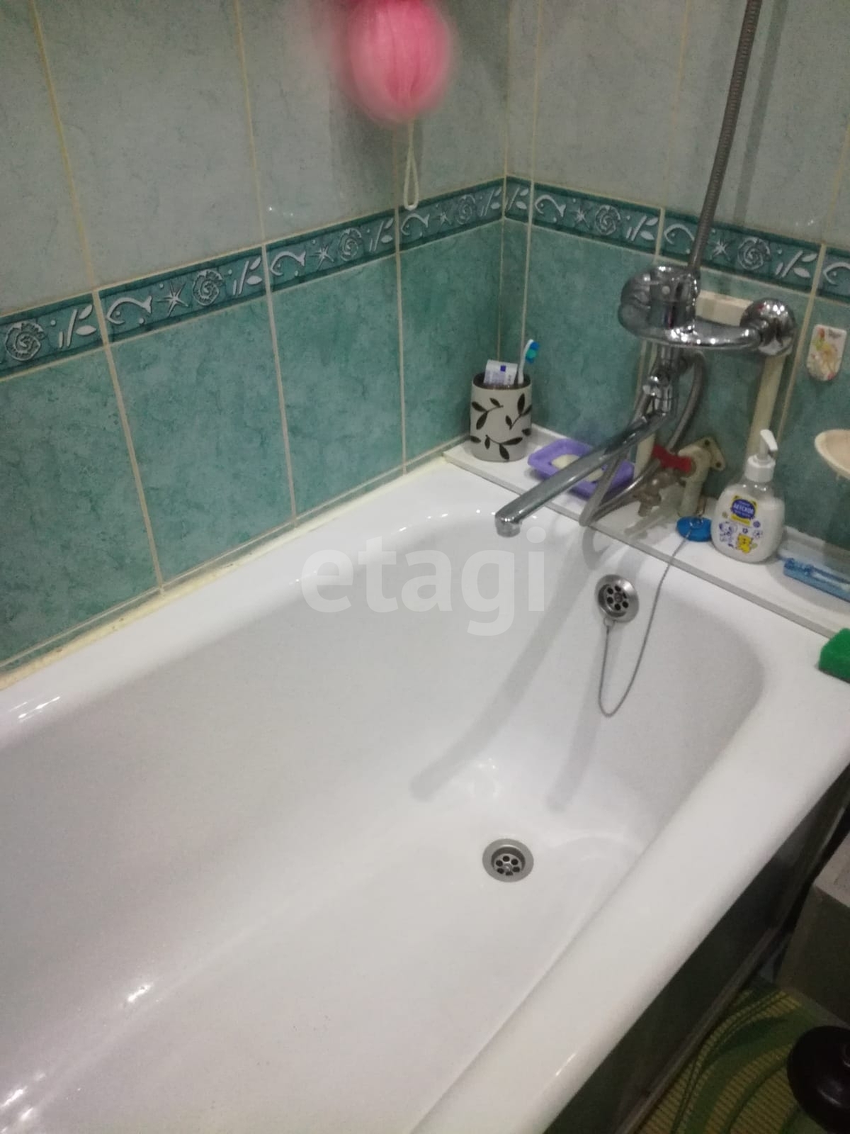 Продажа 4-комнатной квартиры, Южно-Сахалинск, Сахалинская область,  Южно-Сахалинск