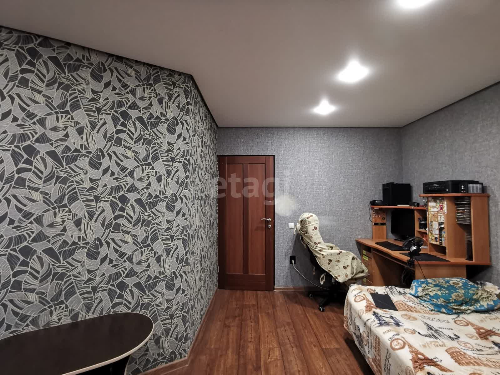 Продажа 2-комнатной квартиры, Горячий Ключ, Ленина,  195б