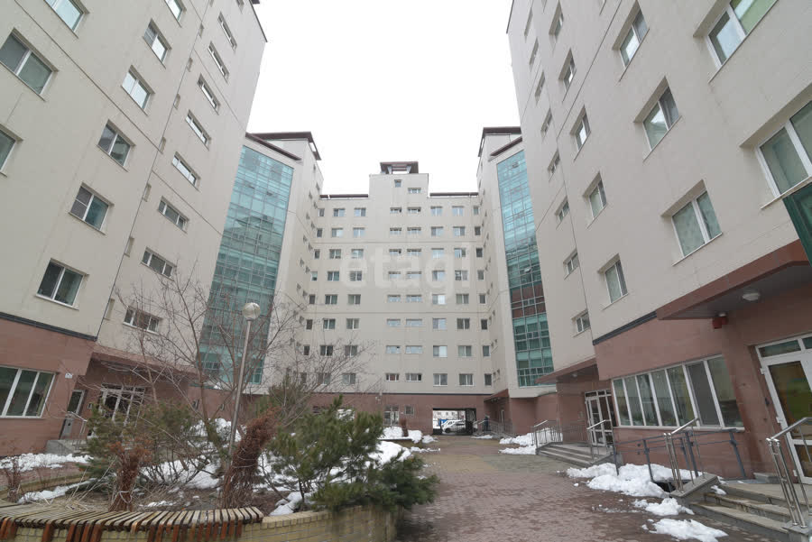 Аренда 3-комнатной квартиры, Южно-Сахалинск, Сахалинская область,  Южно-Сахалинск