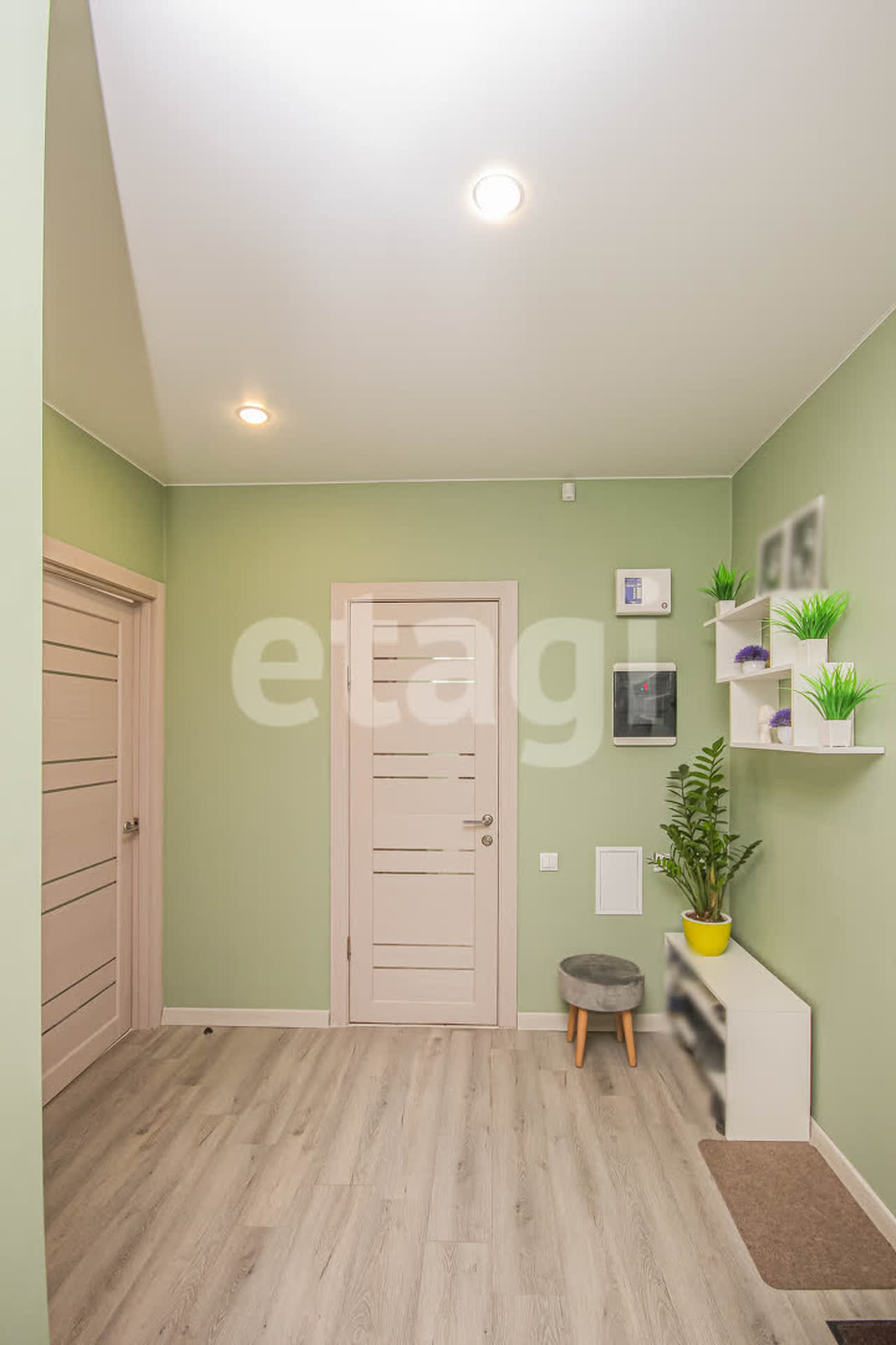 Продажа 3-комнатной квартиры, Улан-Удэ, Республика Бурятия,  Улан-Удэ