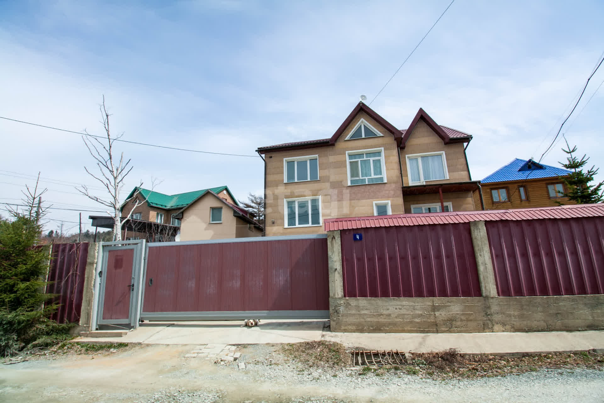 Продажа дома, 200м <sup>2</sup>, 8 сот., Южно-Сахалинск, Сахалинская область,  Южно-Сахалинск