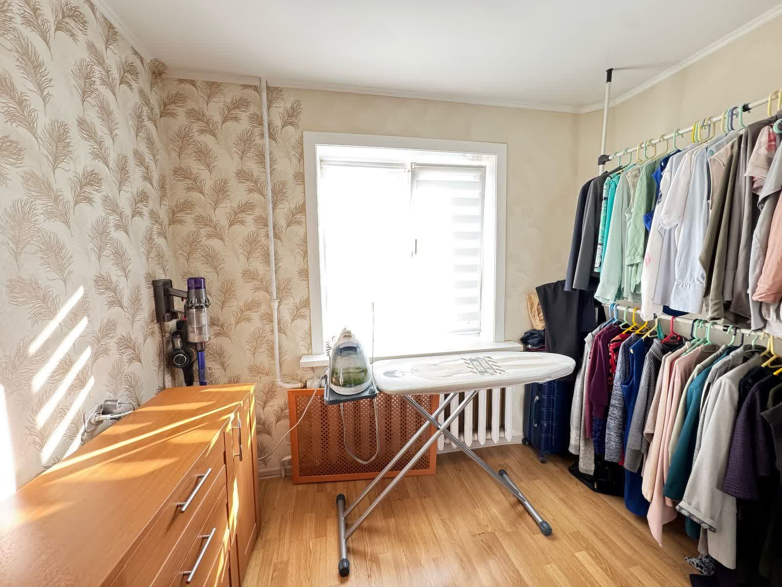 Продажа 3-комнатной квартиры, Южно-Сахалинск, Сахалинская область,  Южно-Сахалинск