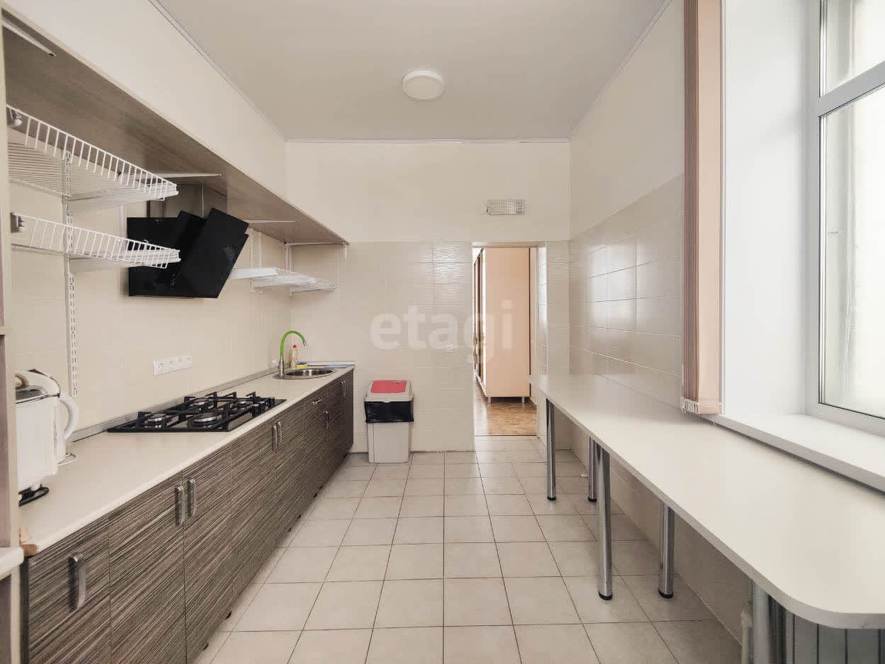 Продажа коммерческой недвижимости, 445м <sup>2</sup>, Южно-Сахалинск, Сахалинская область,  Южно-Сахалинск