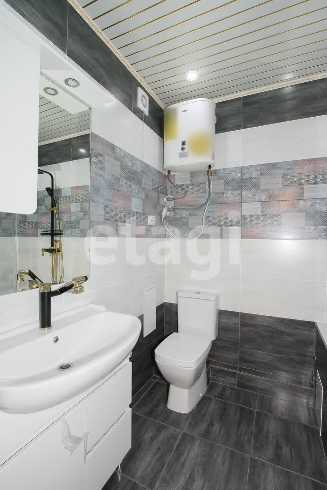 Продажа 2-комнатной квартиры, Улан-Удэ, Республика Бурятия,  Улан-Удэ